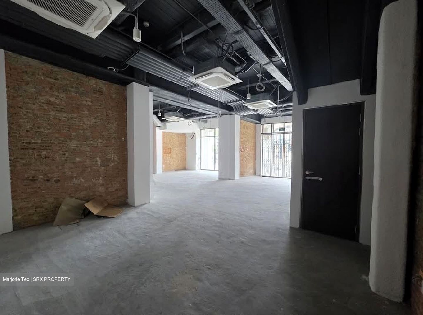 Serangoon Road (D8), Retail #638720681